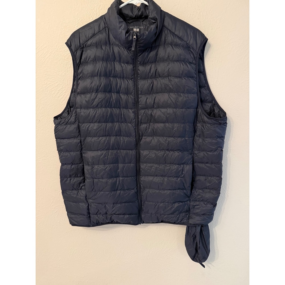 Uniqlo Ultra Light Down Vest Mens XXL Navy Blue Packable Puffer Pouch 311-199993